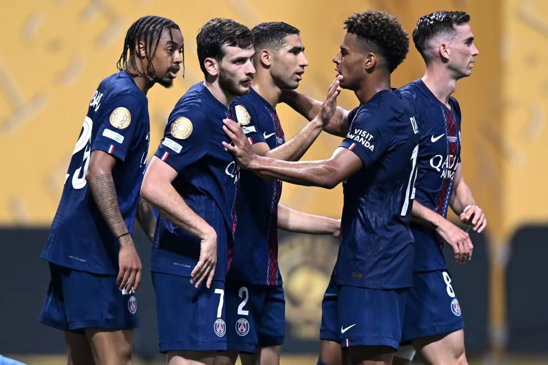 关于今晚马德里竞技防线松动——法甲节点到来；态度坚定；细节决定成败的信息