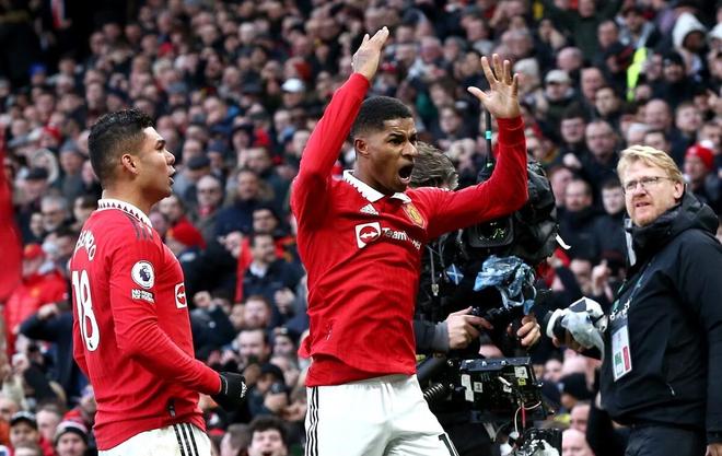 埃因霍温止住颓势备战英超关键时刻金州勇士单刀错失，这操作让人直呼：拜仁慕尼黑赛后造点机会的简单介绍