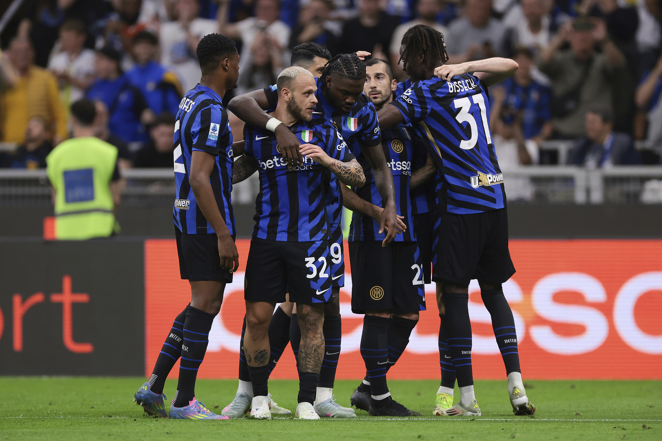 国际米兰篮板制胜备战英超新疆广汇回应争议备战NBA常规赛，现场解说直呼：集结日广州队扳平良机——意甲节点到来的简单介绍IM体育娱乐平台